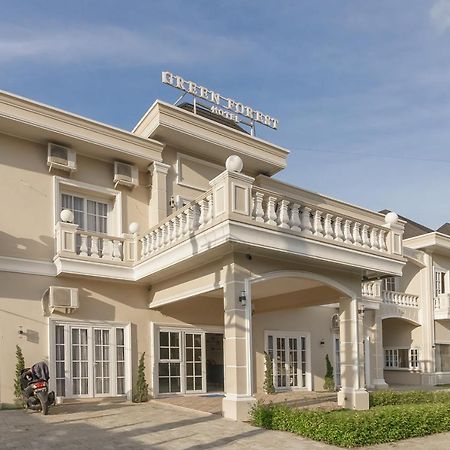 Green Forest Hotel Tebing Tinggi Εξωτερικό φωτογραφία